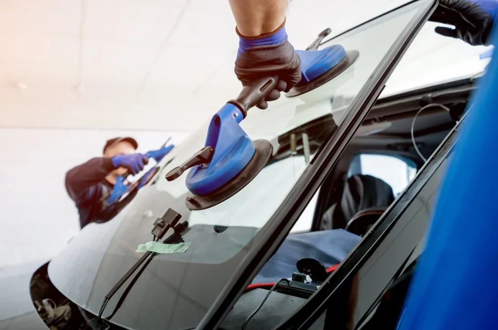 Sostituzione cristalli auto carrozzeria vetri auto bergamo