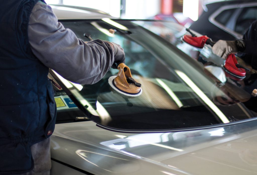 Sostituzione cristalli auto carrozzeria vetri auto bergamo