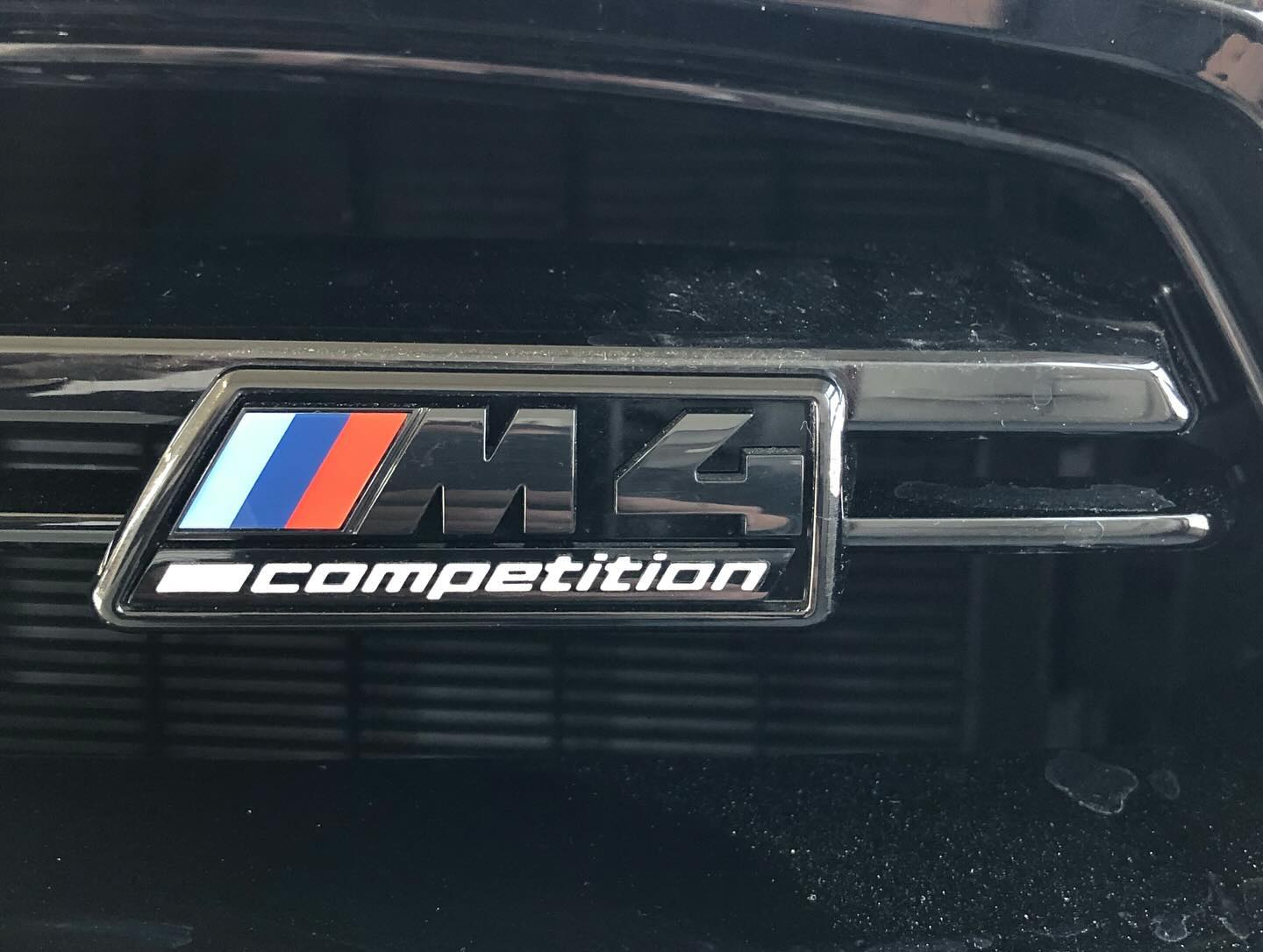 Carrozzeria Bergamo riparazione auto e moto bergamo Carrozzeria mariani Suisio