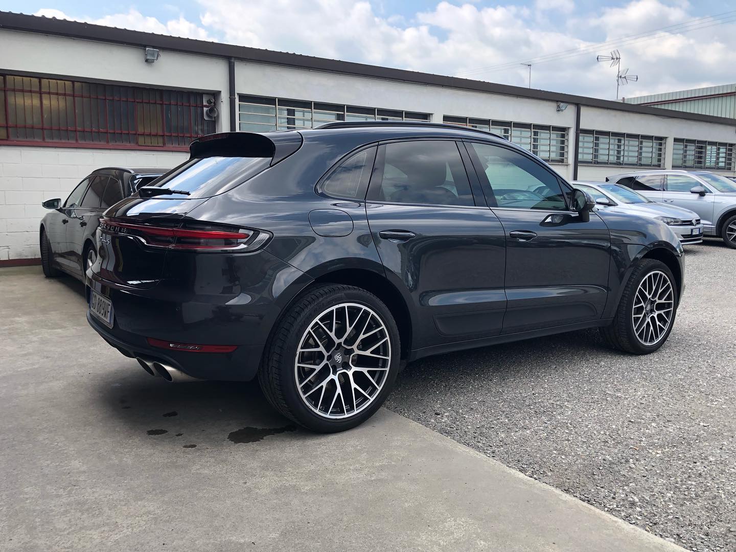 Carrozzeria Bergamo riparazione auto e moto bergamo Carrozzeria mariani Suisio